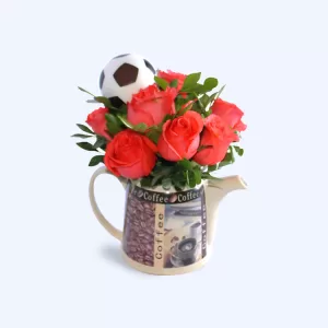 taza-teterita-cafe-con-rosas Tacita con pelota para conservar el café. Floristería en San Isidro